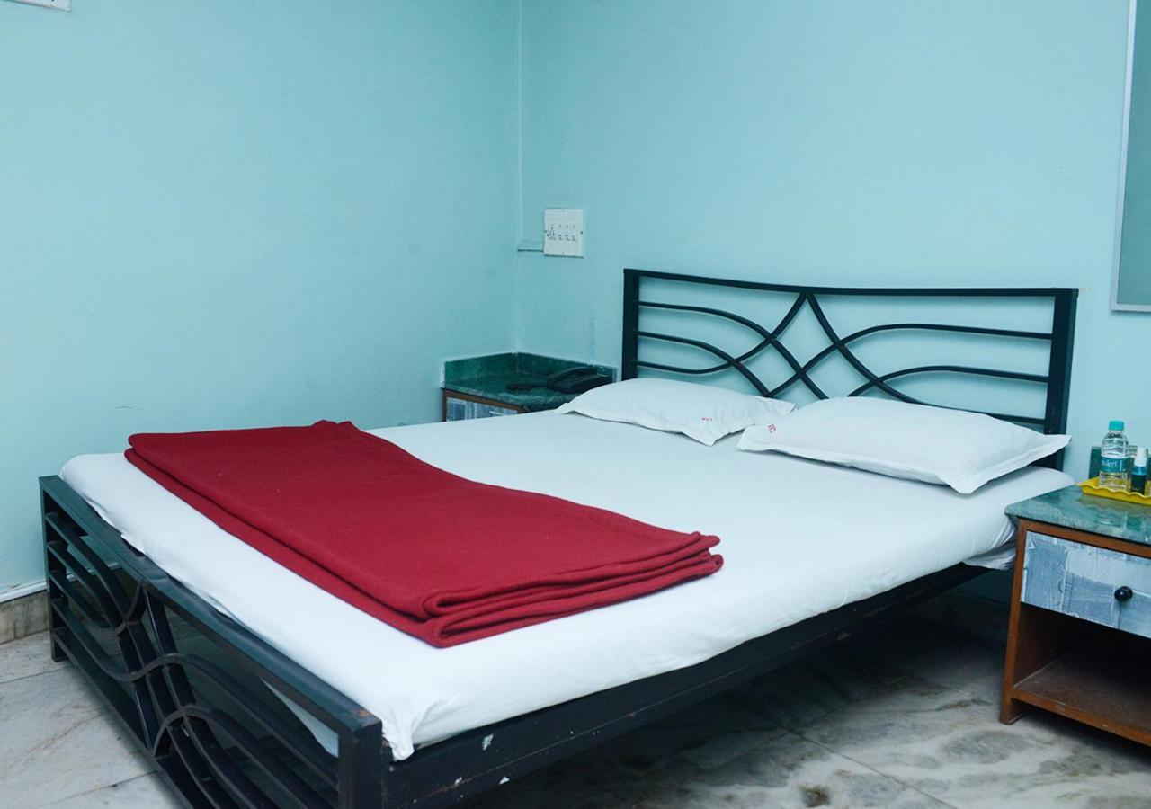 Srk Hotel Mumbai Dış mekan fotoğraf