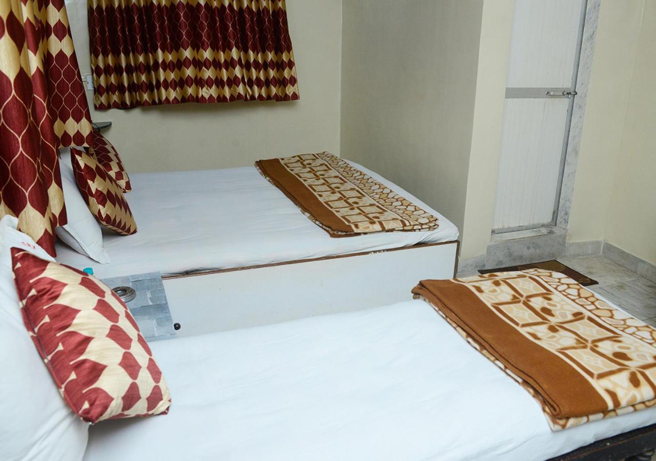 Srk Hotel Mumbai Dış mekan fotoğraf